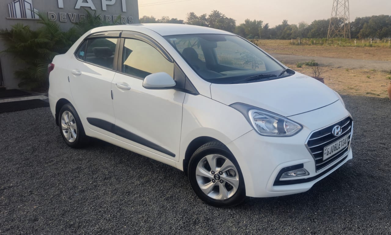 HYUNDAI XCENT VTVT SX PETROL 2017/12
