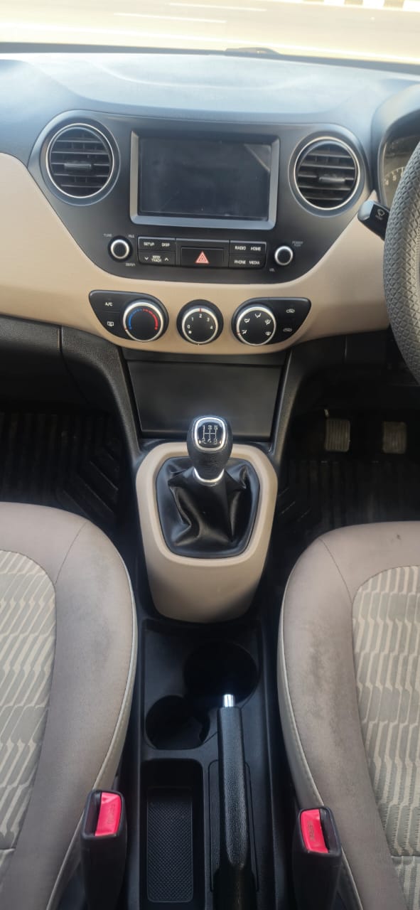 HYUNDAI XCENT VTVT SX PETROL 2017/12