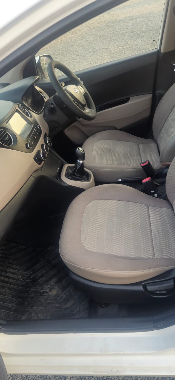 HYUNDAI XCENT VTVT SX PETROL 2017/12