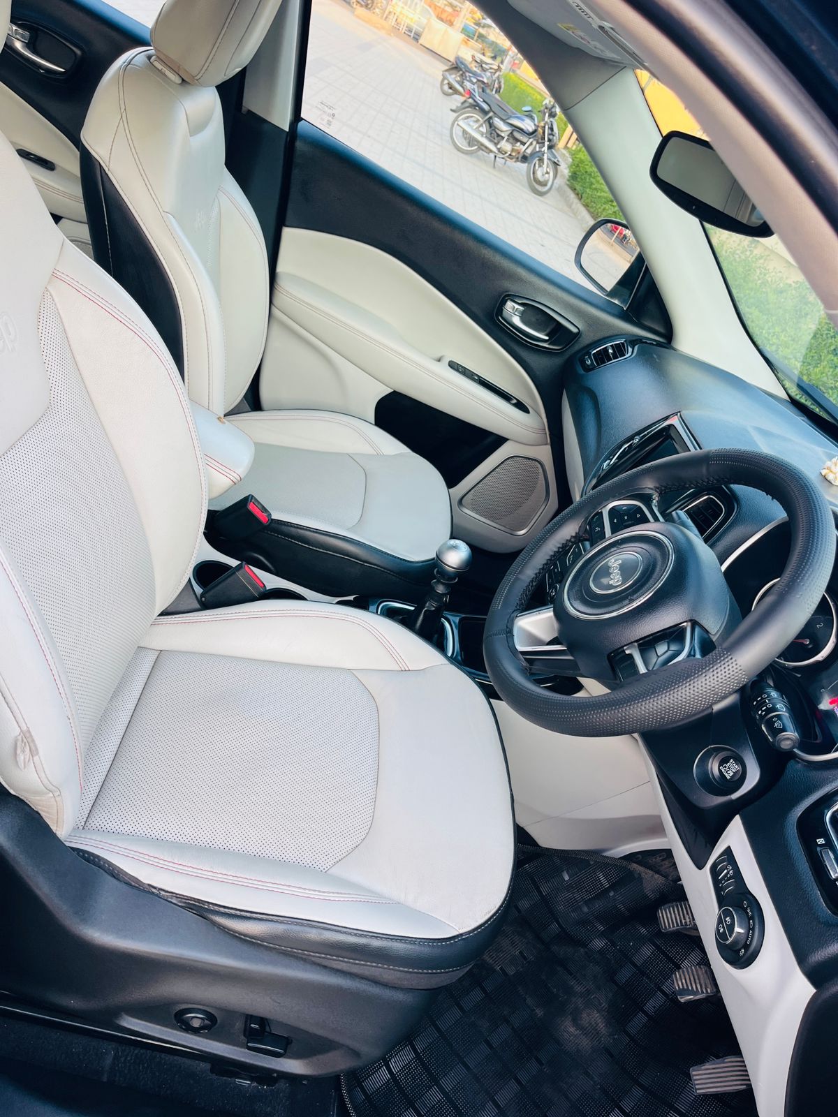 JEEP COMPASS 2019 LIMITED PLUS