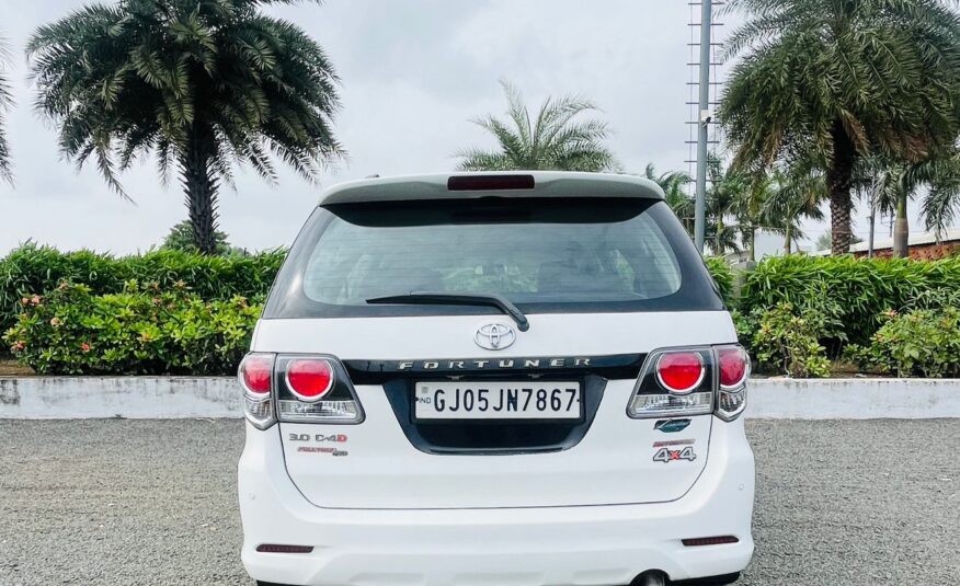 FORTUNER AUTO 2015