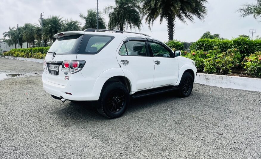 FORTUNER AUTO 2015
