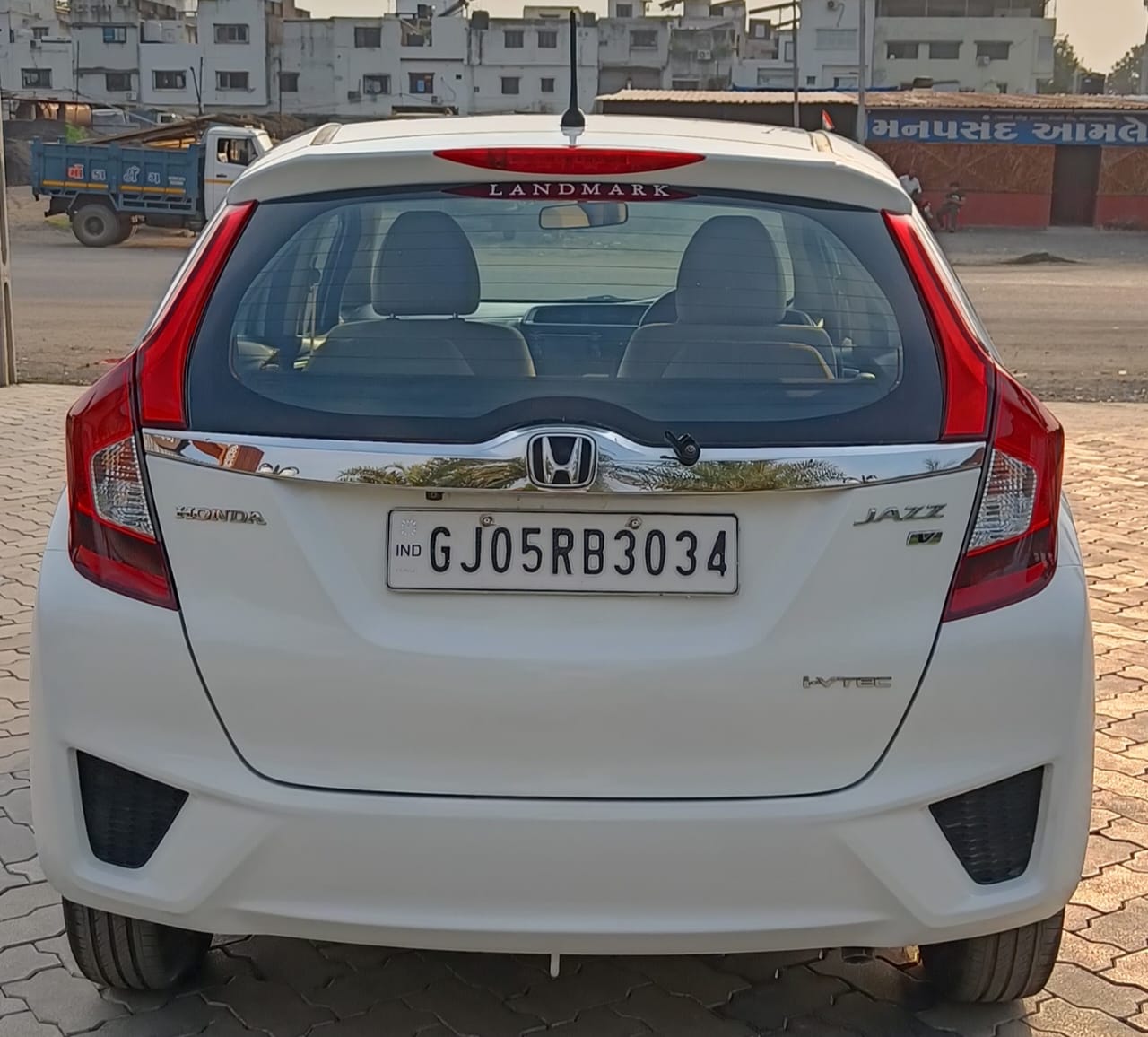 HONDA  JAZZ AUTO 2017