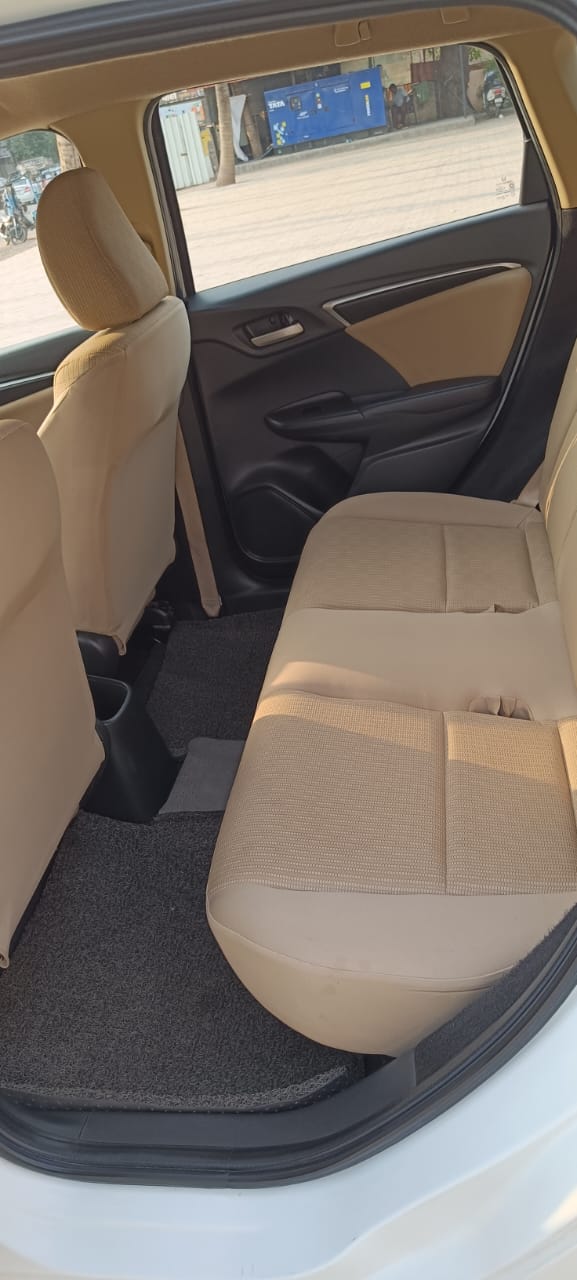 HONDA  JAZZ AUTO 2017