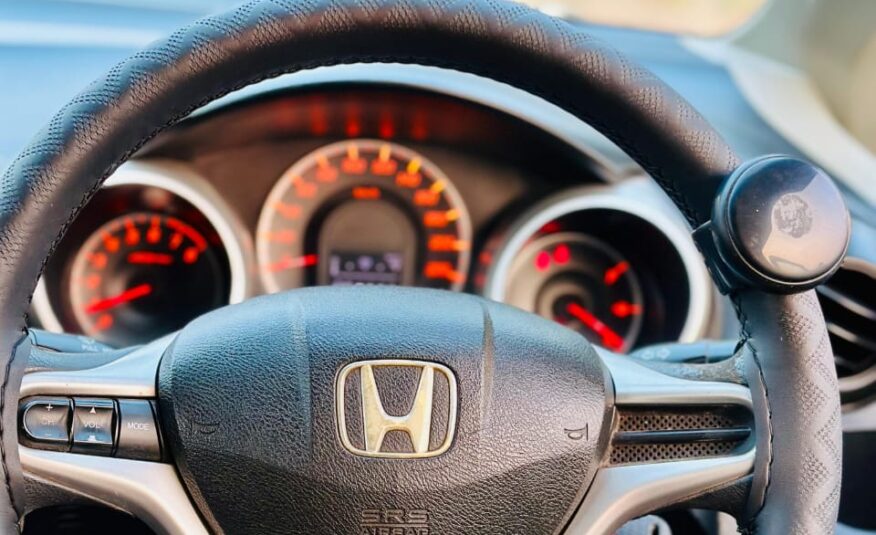 HONDA JAZZ 2011