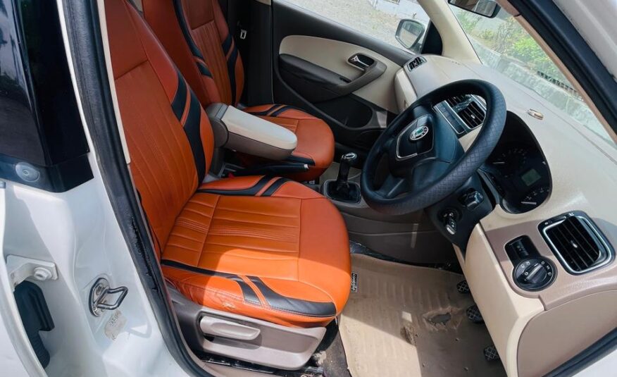 SKODA RAPID AMBITION 2013