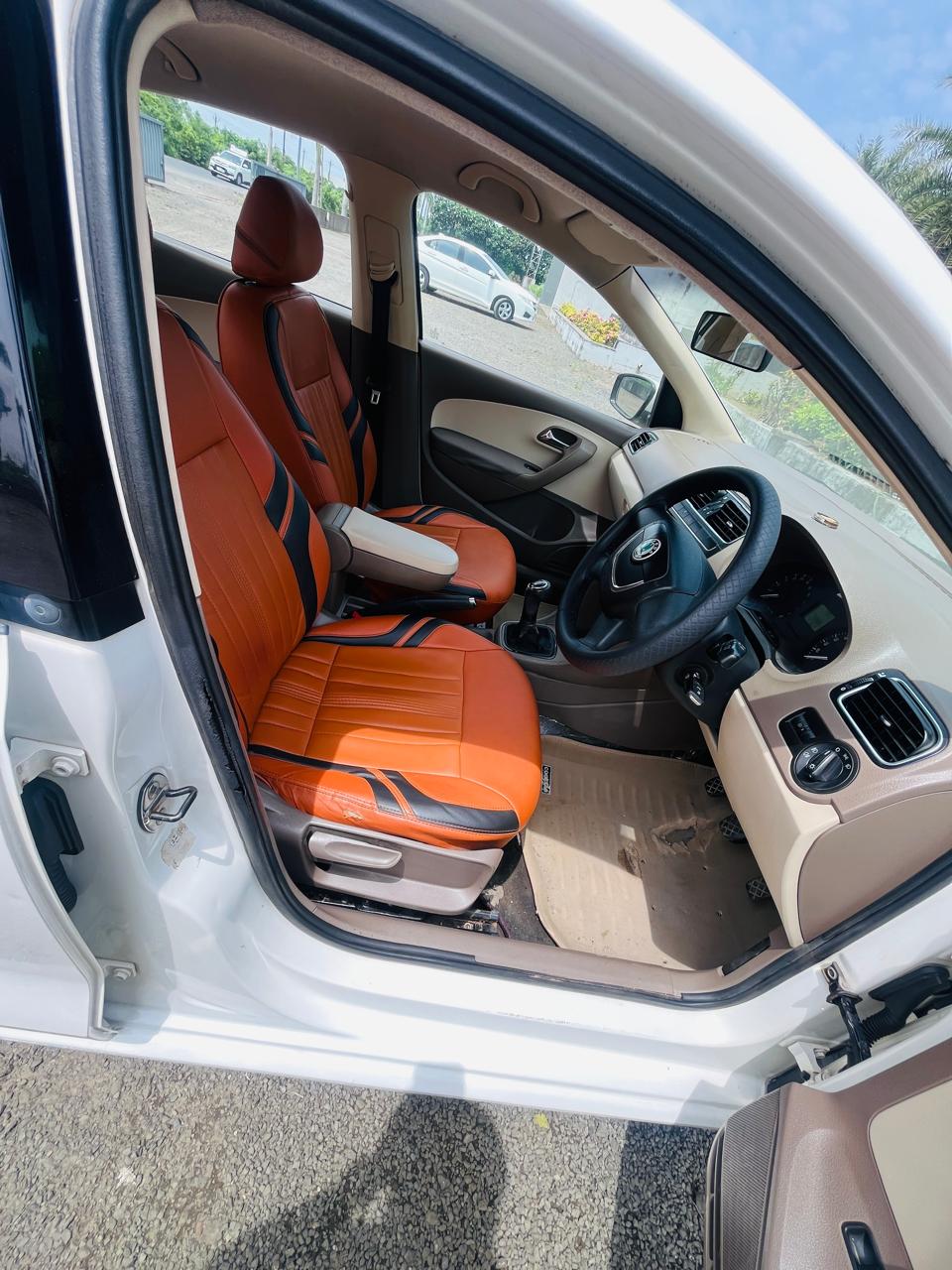 SKODA RAPID AMBITION 2013