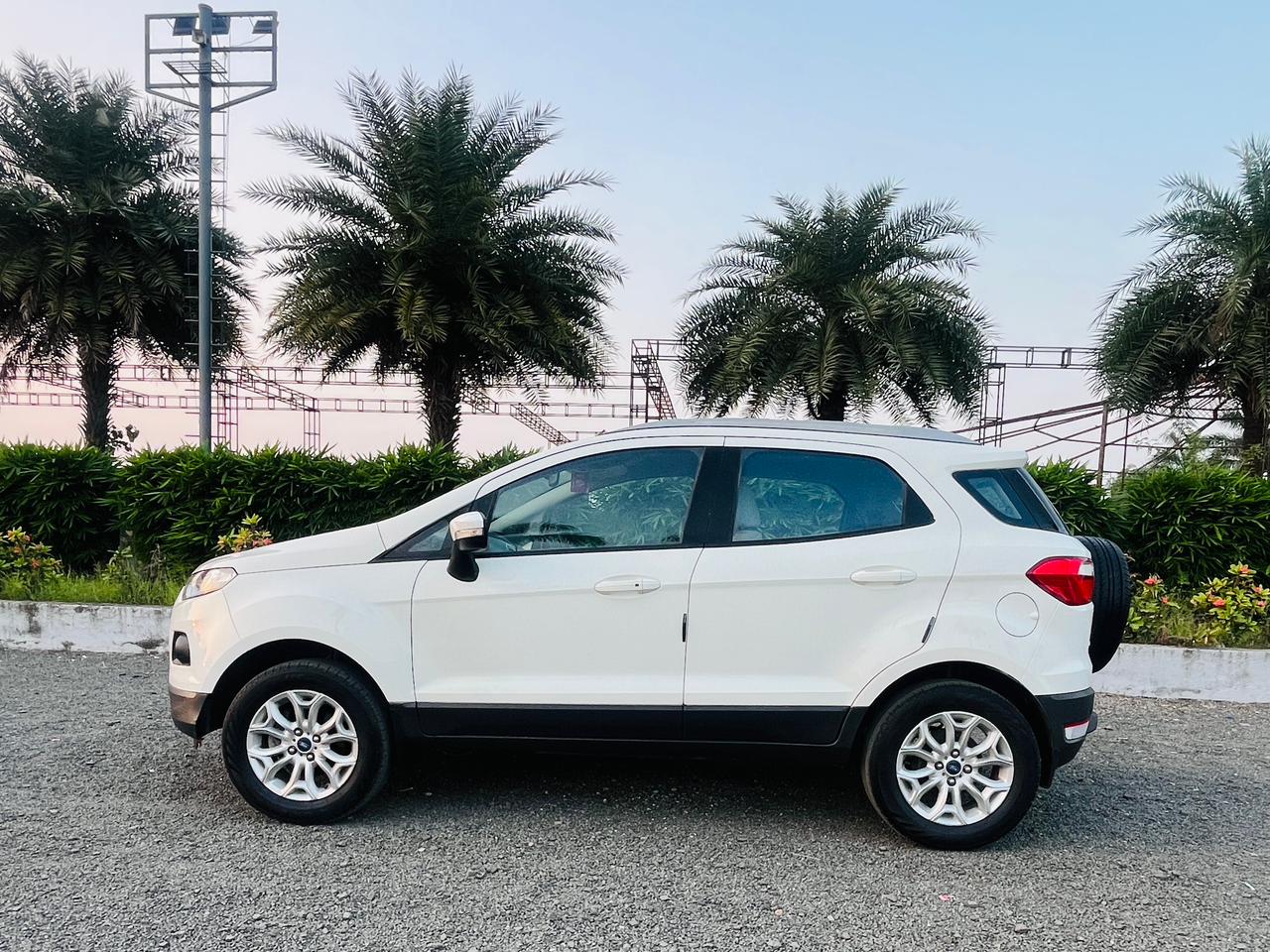 FORD ECOSPORT TITANIUM