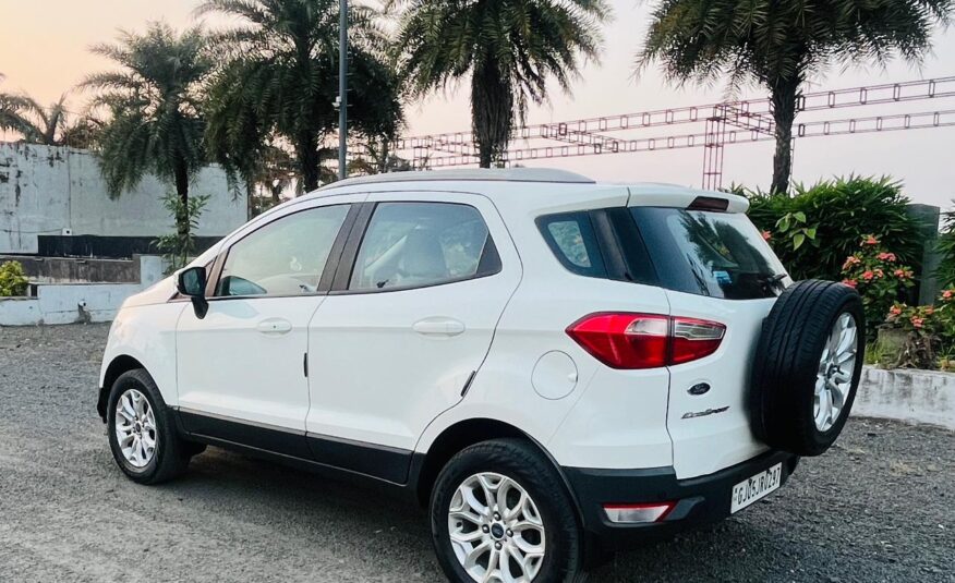 FORD ECOSPORT TITANIUM