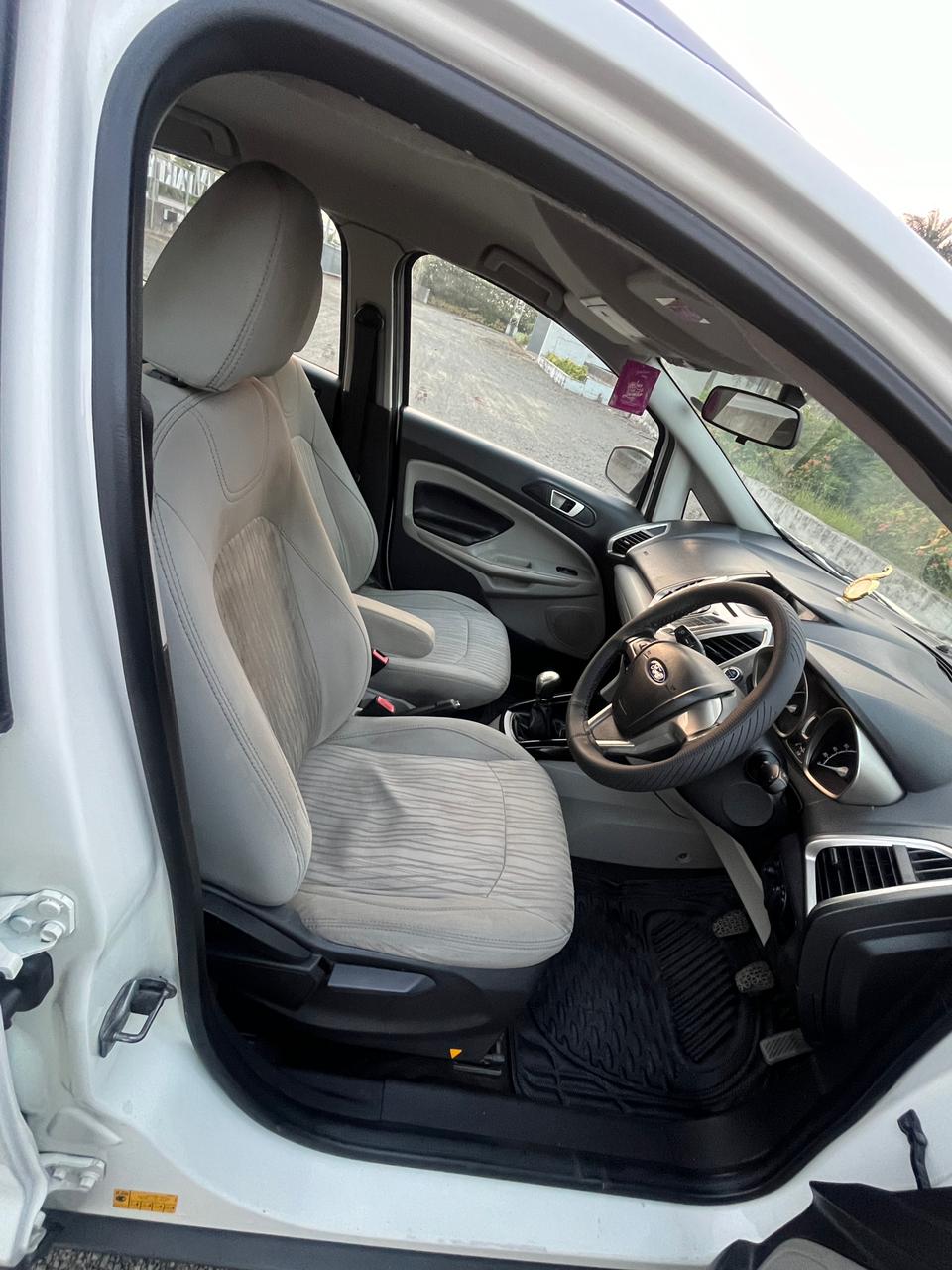FORD ECOSPORT TITANIUM