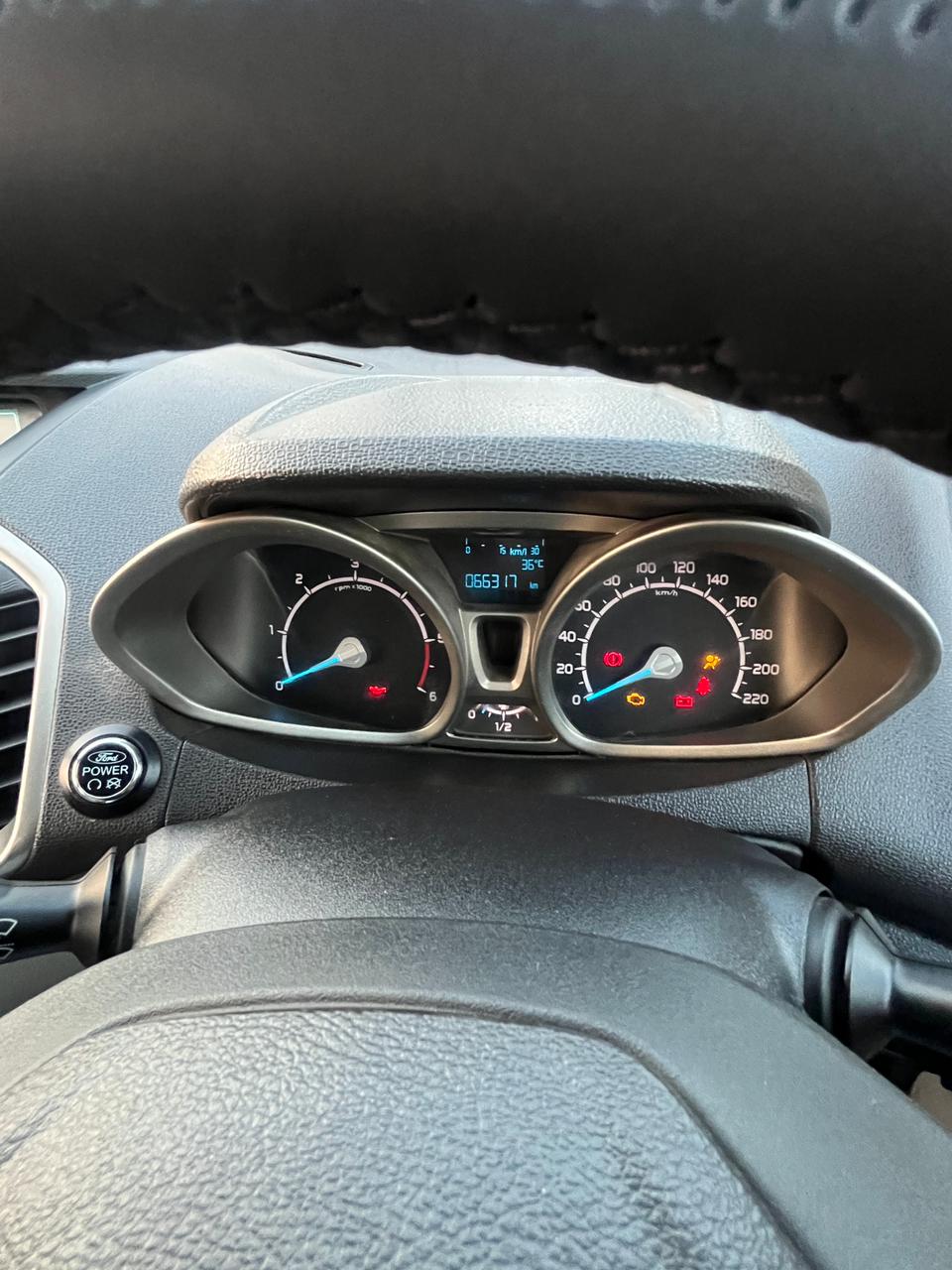 FORD ECOSPORT TITANIUM