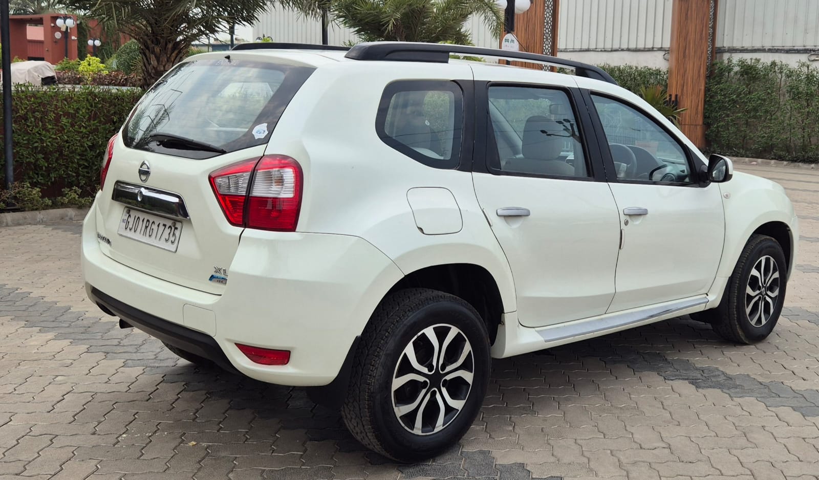 NISSAN TERRENO 2014 XL 85