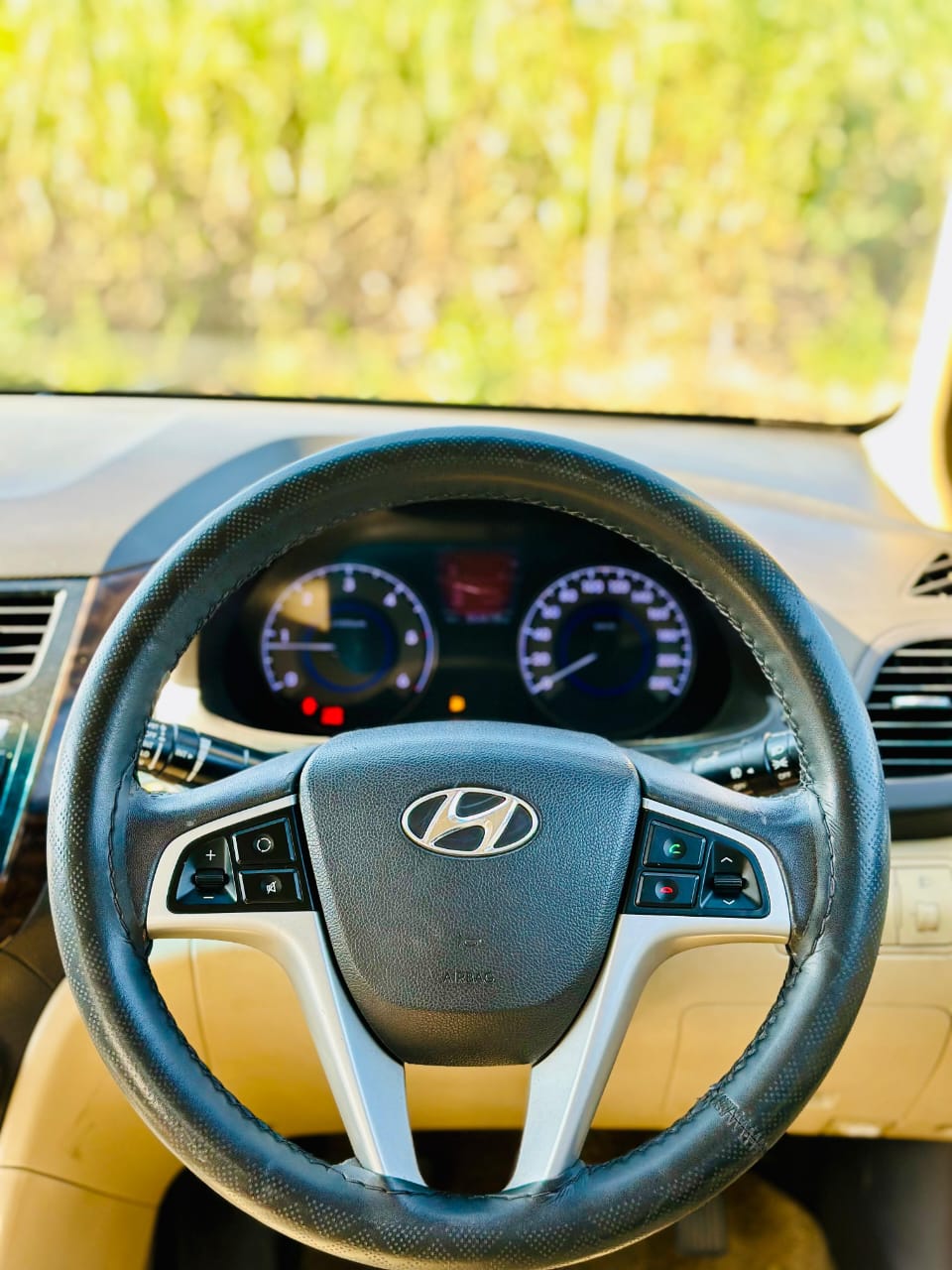 HYUNDAI VERENA 2013