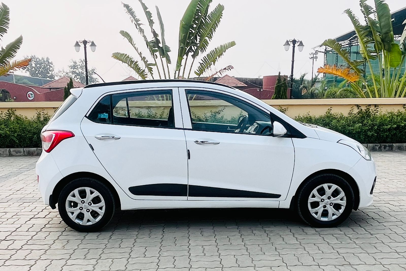 HYUNDAI I10 GRAND 2014