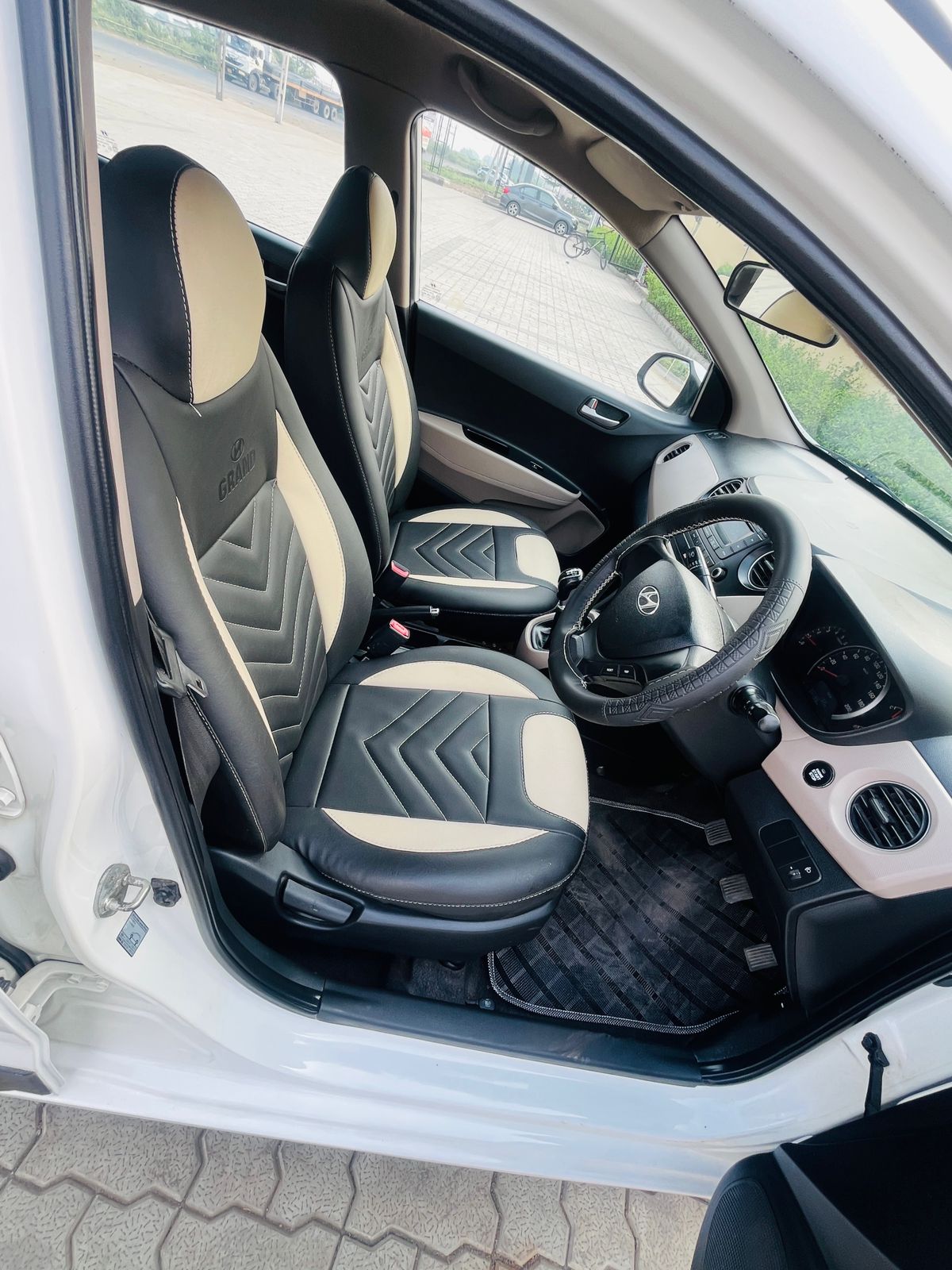 HYUNDAI I10 GRAND 2014