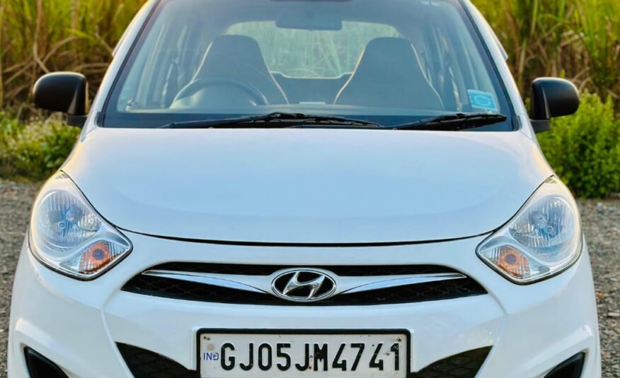 HYUNDAI I10  2015