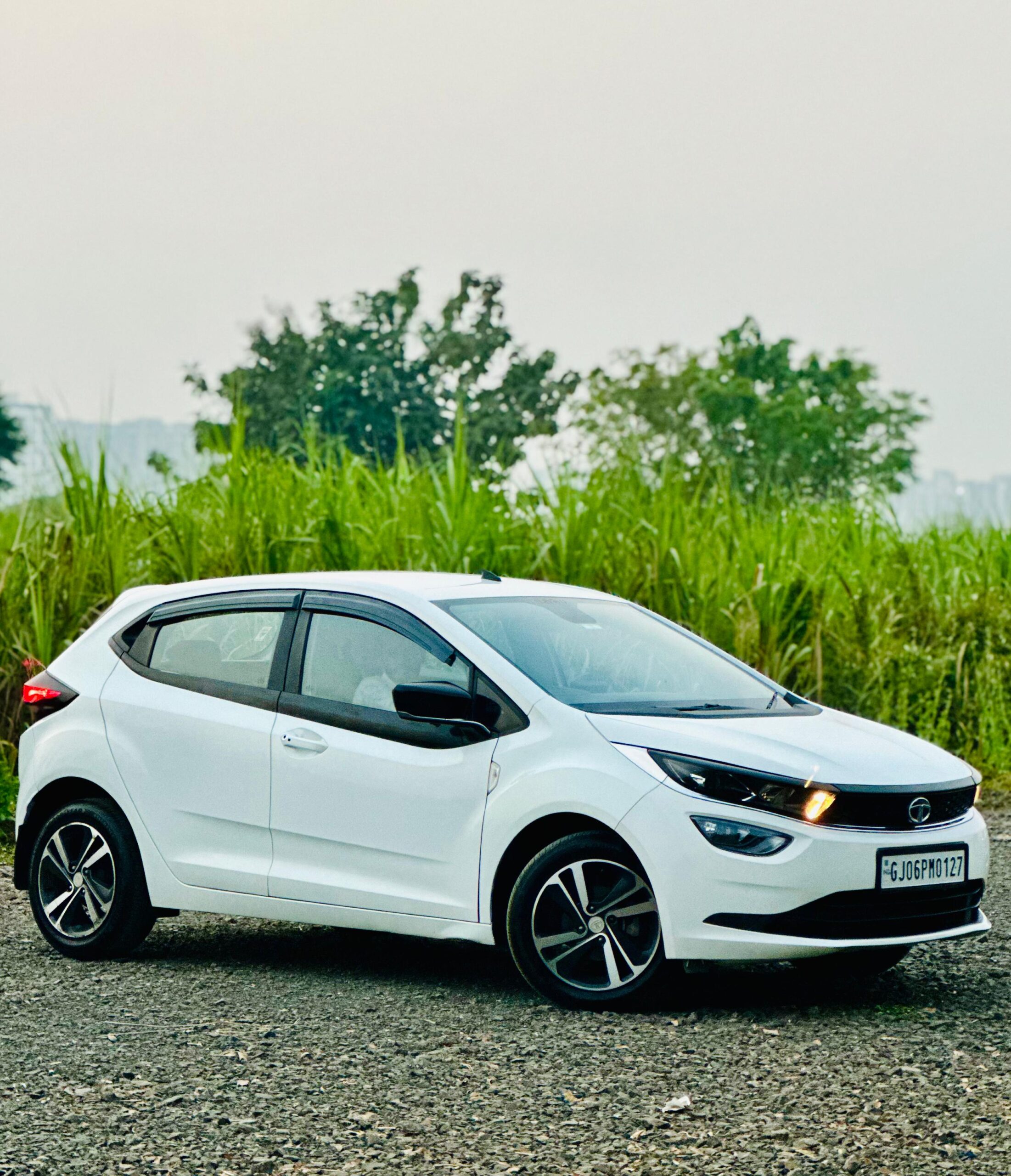 TATA ALTROZ DIESEL 2023