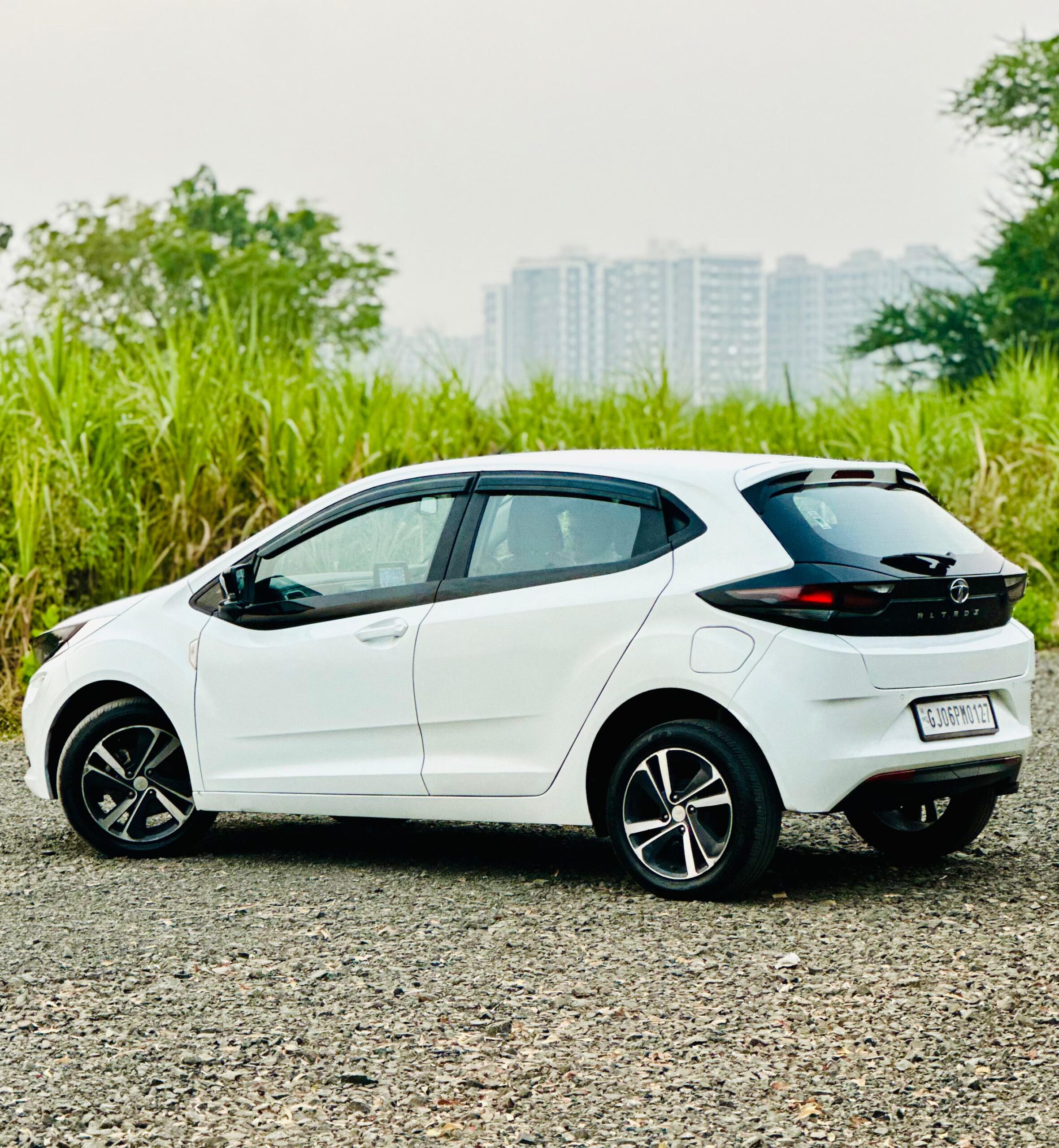 TATA ALTROZ DIESEL 2023