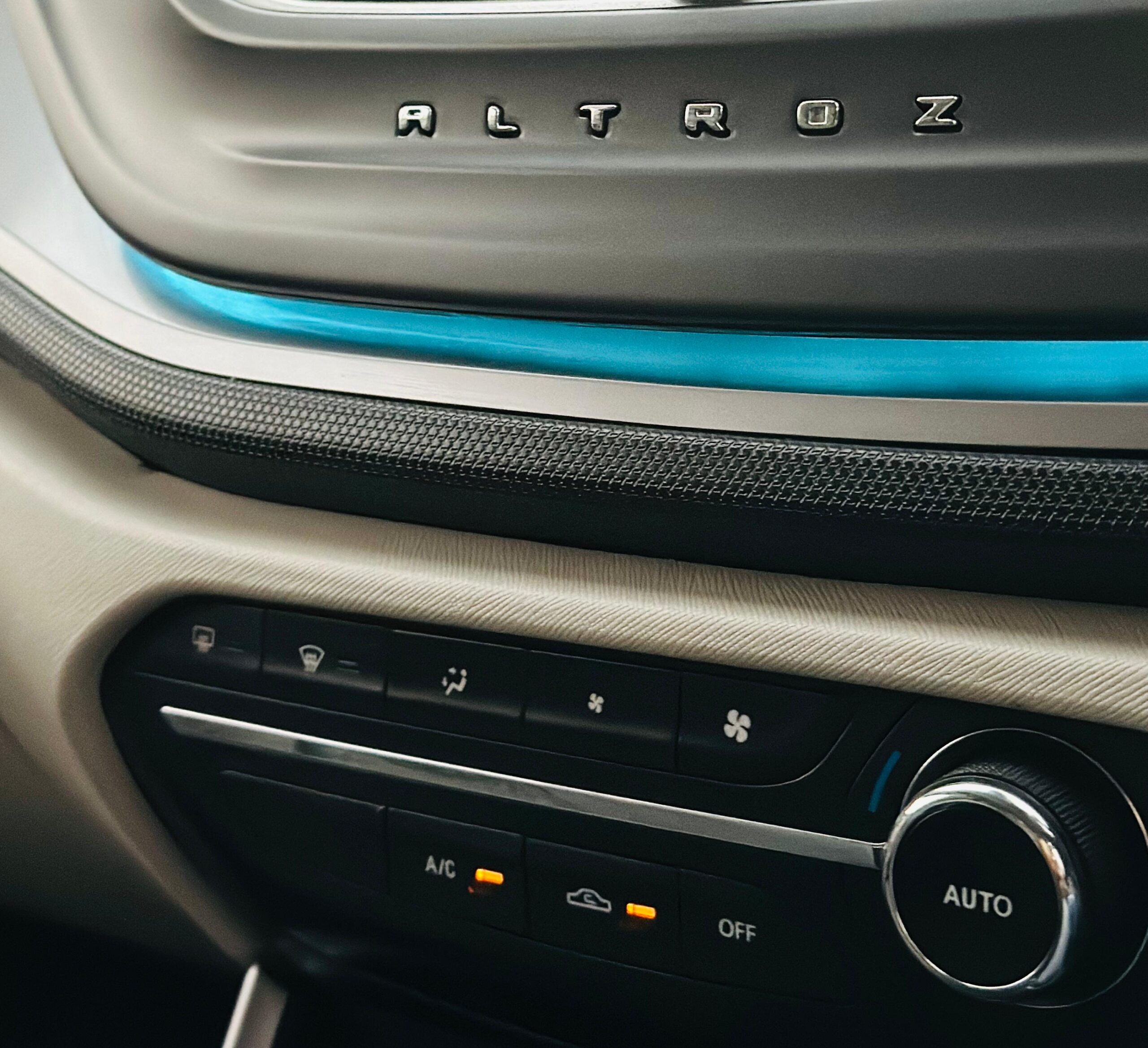 TATA ALTROZ DIESEL 2023