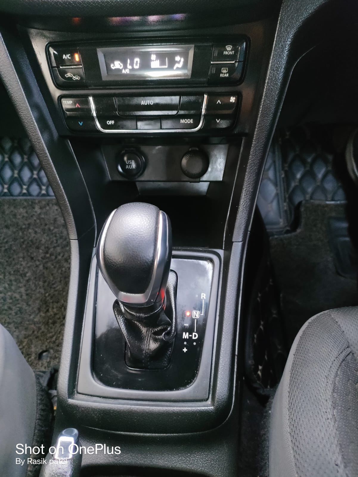 MARUTI SUZUKI  BREZZA 2018