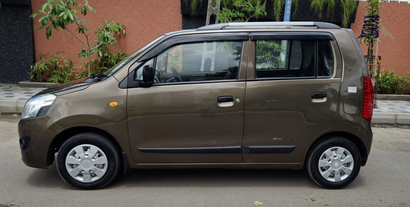 MARUTI  SUZUKI  WAGONR  2017