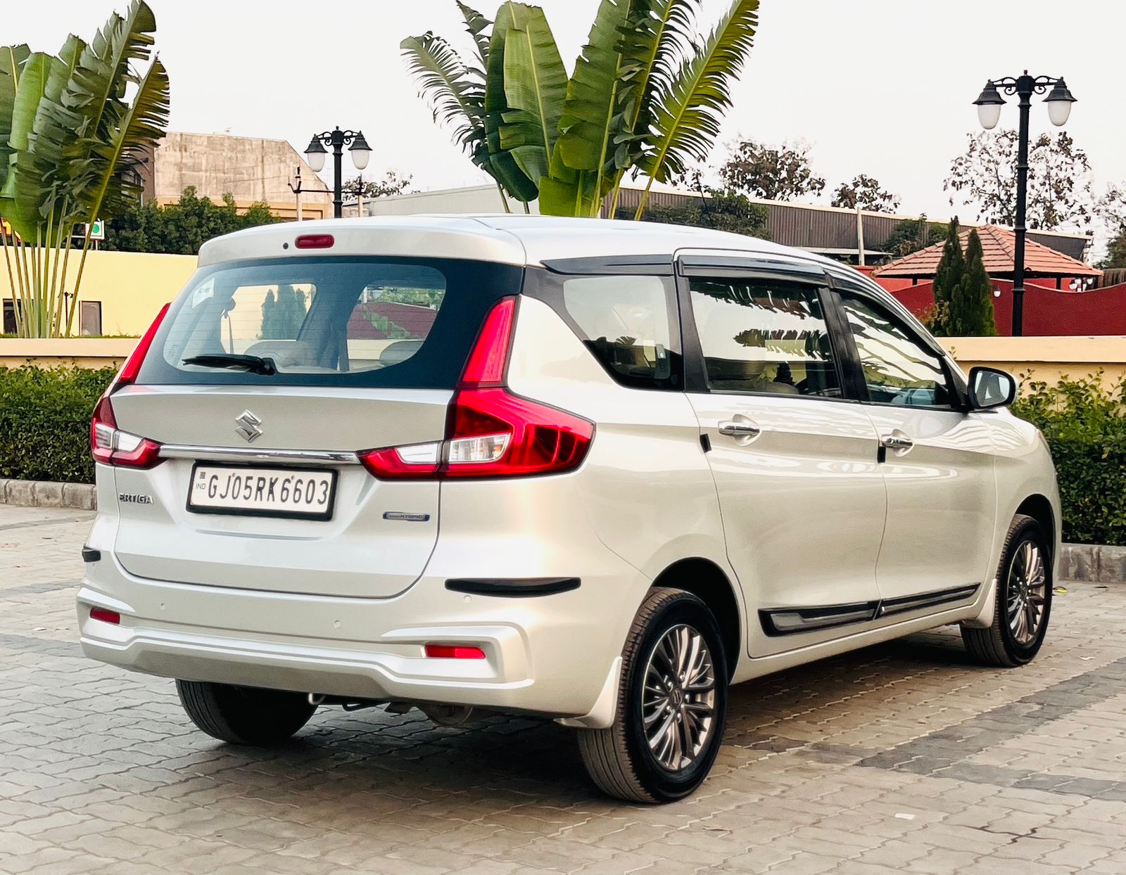 MARUTI SUZUKI ERTIGA ZXI + 2020