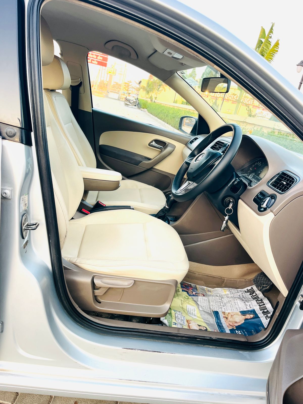 SKODA   RAPID 2015 ELEGANCE (AUTO)