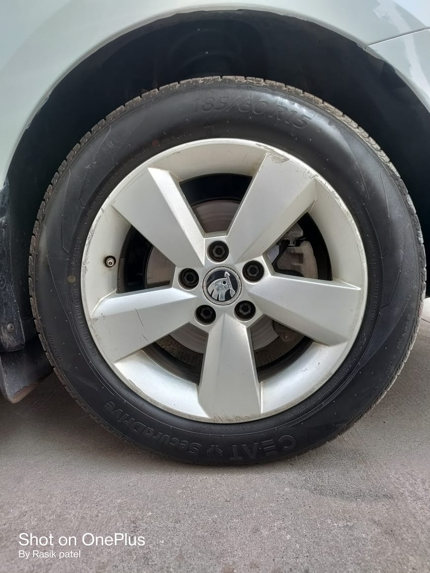 SKODA RAPID – TDI STYLE PLUS 1.5 2015