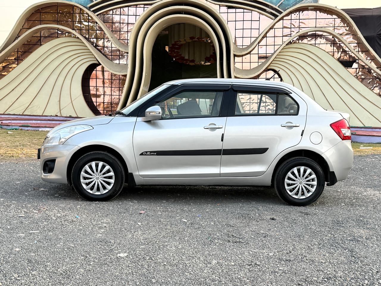 MARUTI SUZUKI SWIFT DZIRE  2014