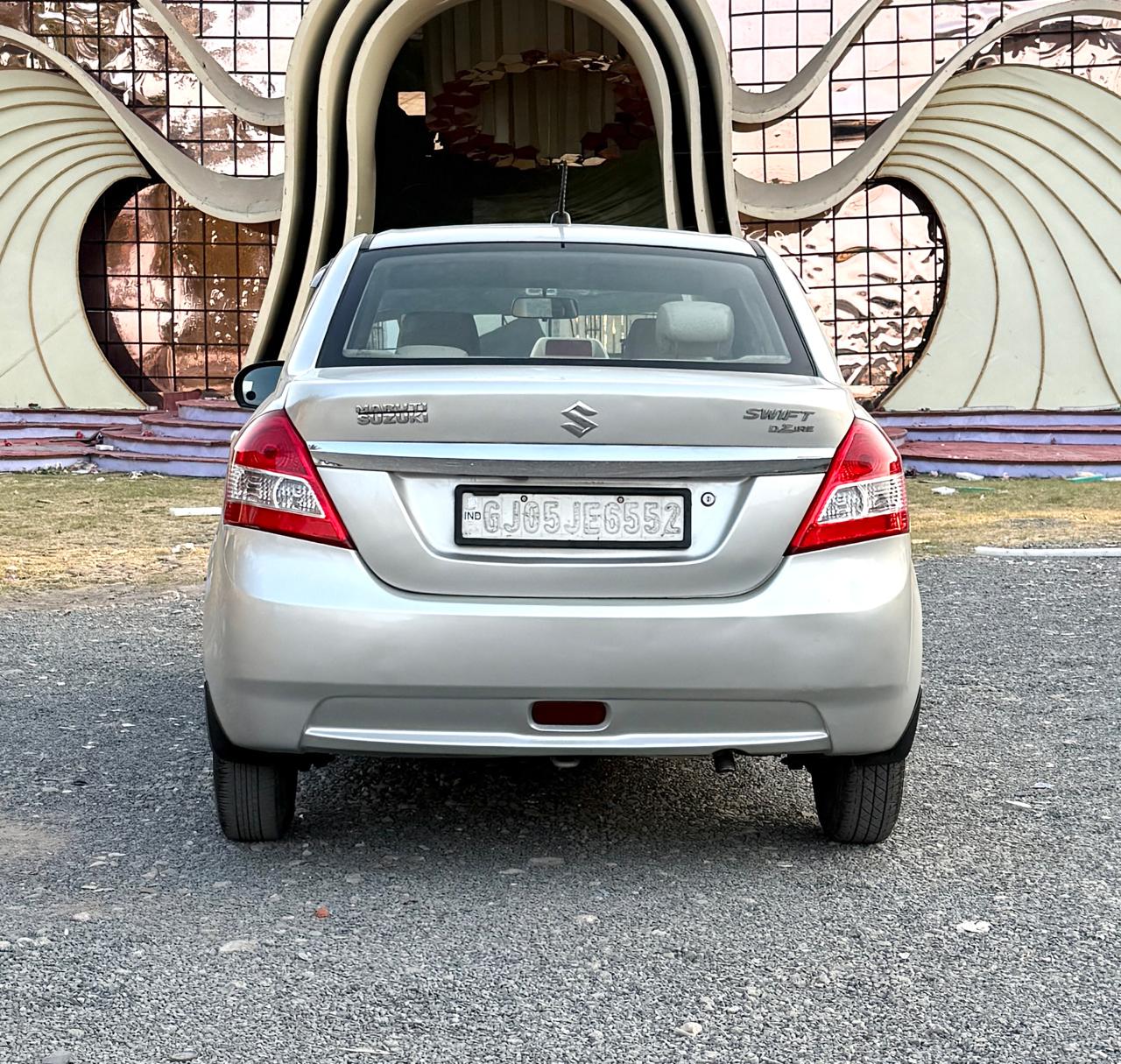MARUTI SUZUKI SWIFT DZIRE  2014