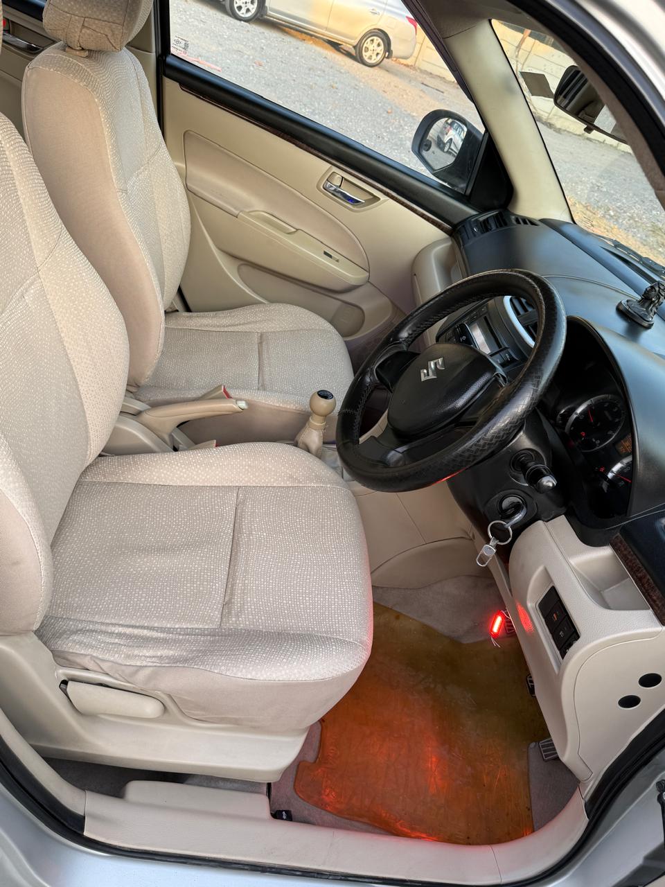 MARUTI SUZUKI SWIFT DZIRE  2014