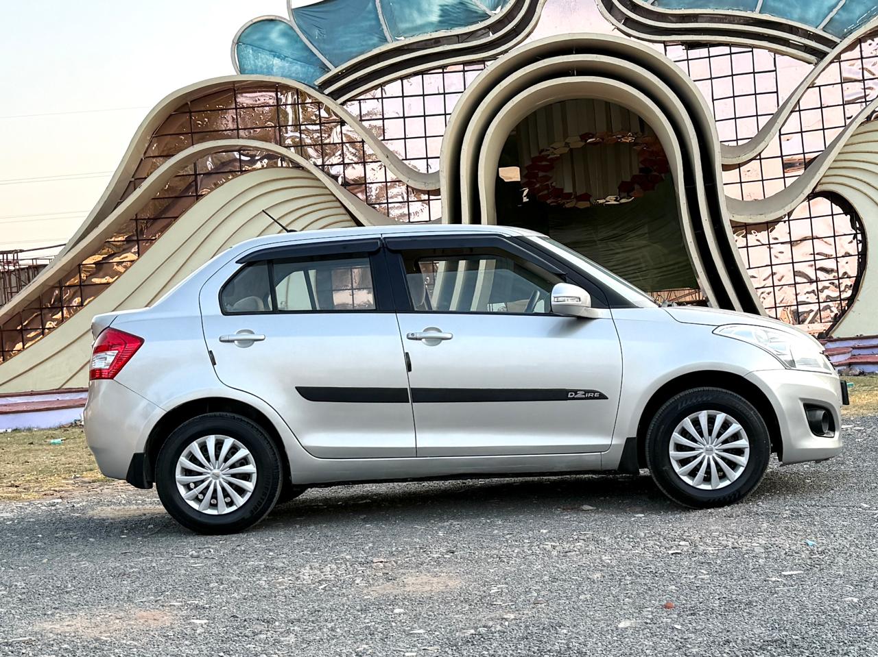 MARUTI SUZUKI SWIFT DZIRE  2014