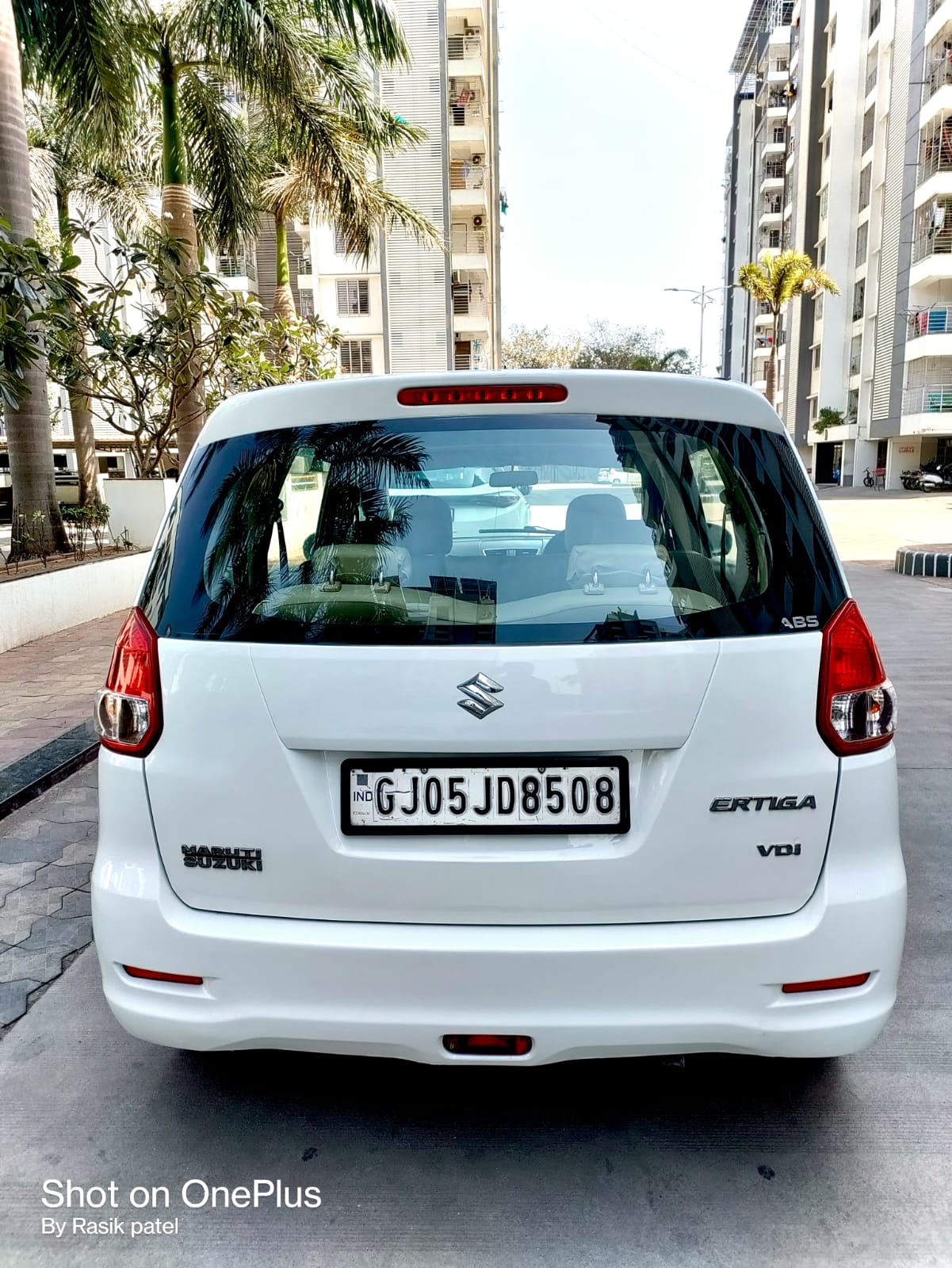 MARUTI SUZUKI ERTIGA 2013