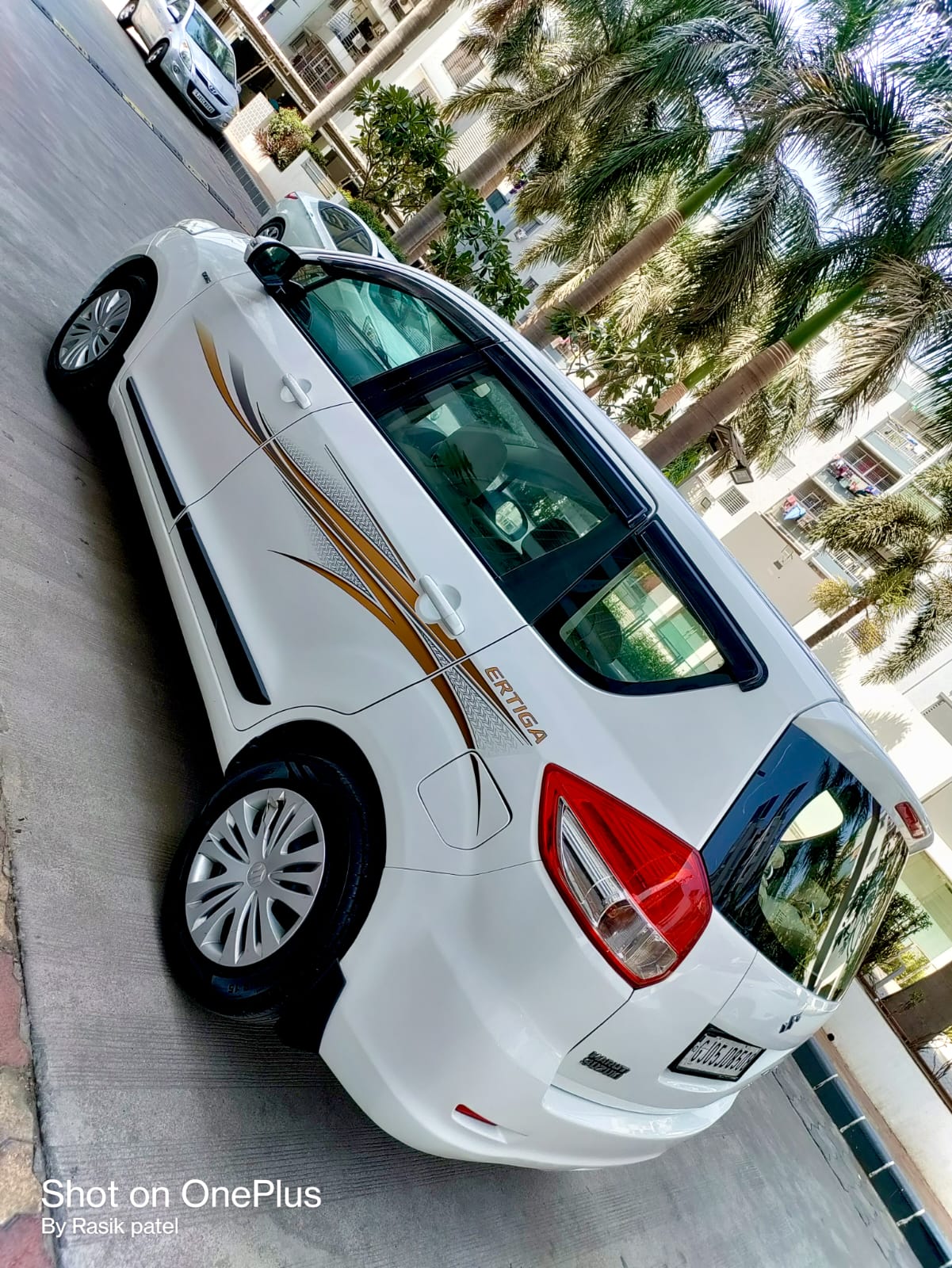 MARUTI SUZUKI ERTIGA 2013