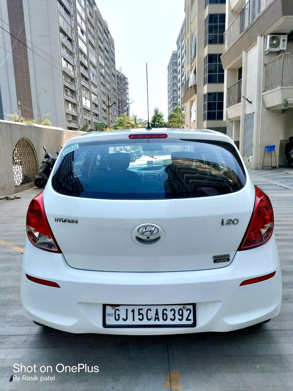 HYUNDAI  I 20 2012 SPORTS ABS
