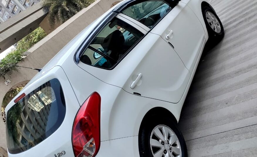 HYUNDAI  I 20 2012 SPORTS ABS