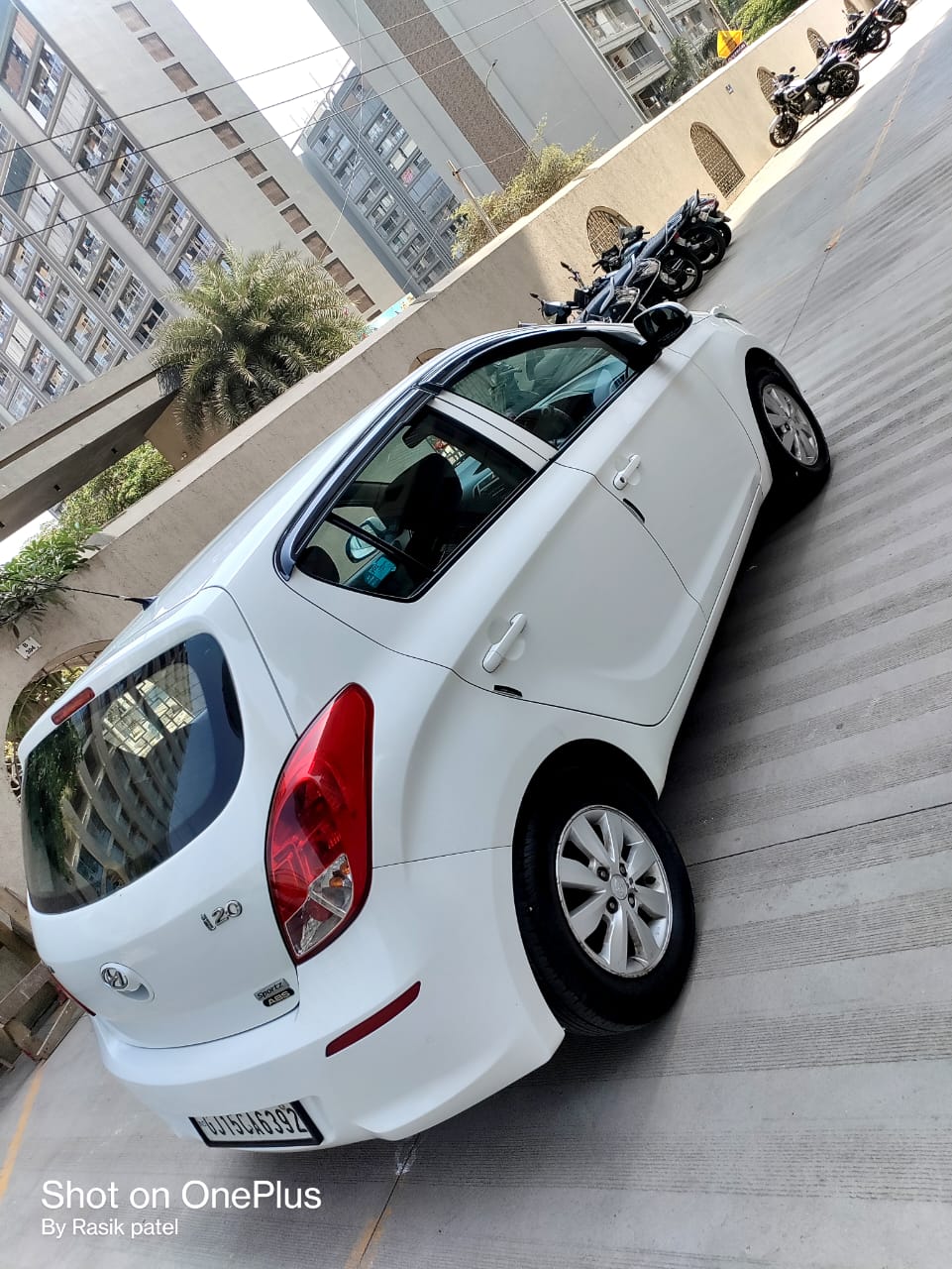 HYUNDAI  I 20 2012 SPORTS ABS