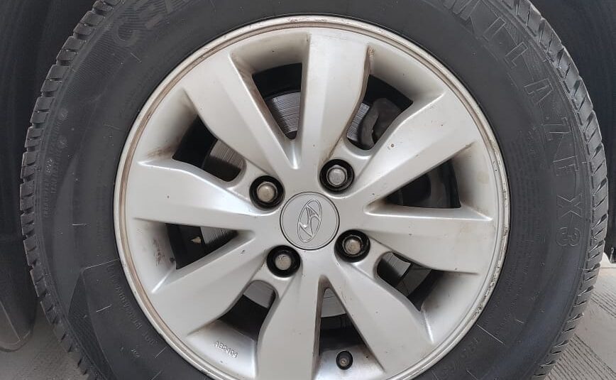 HYUNDAI  I 20 2012 SPORTS ABS